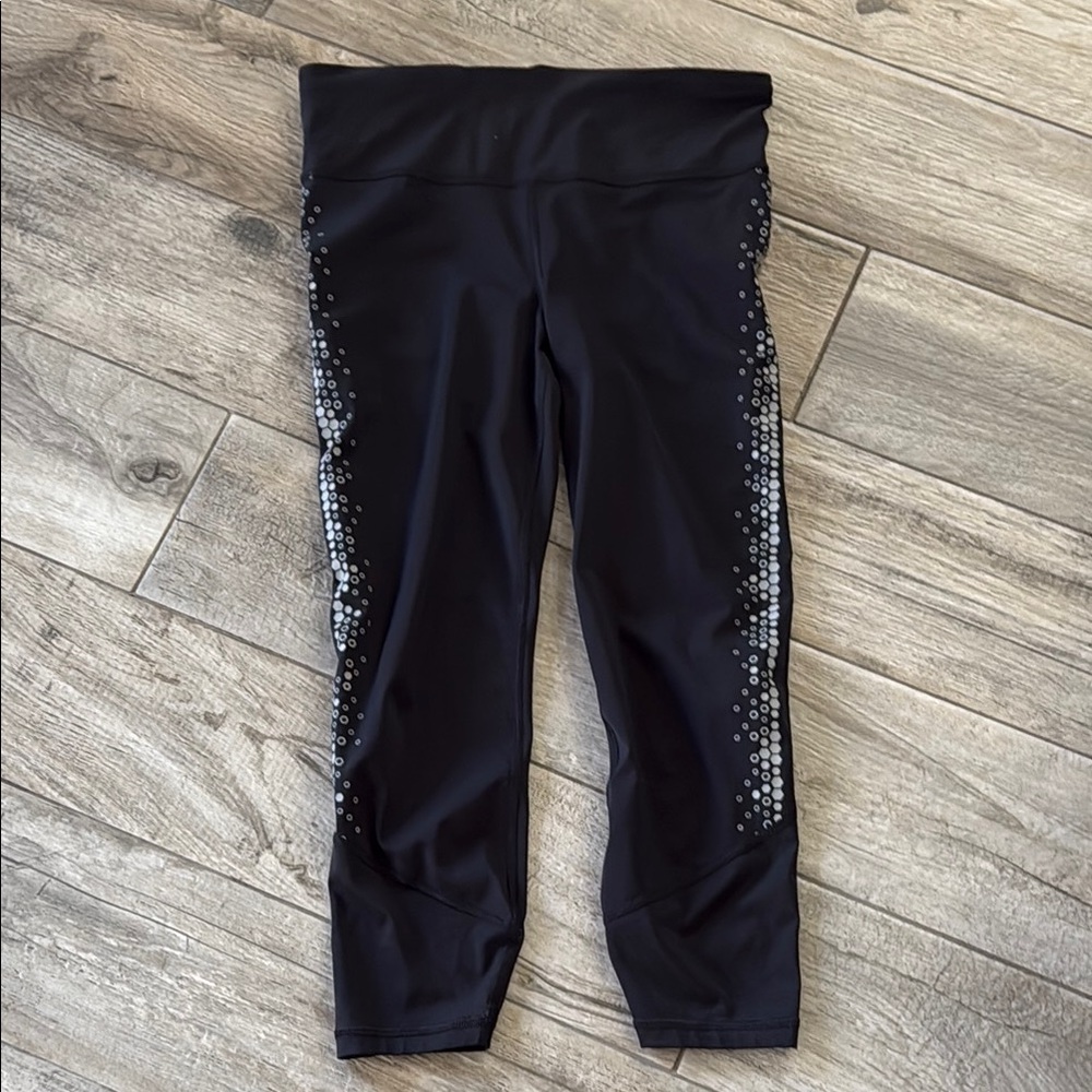 EUC GAP Fit capri leggings, sz SP